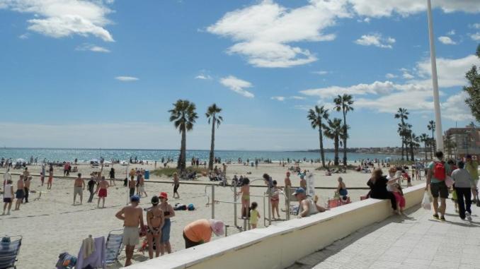 Apartamento En Torrevieja A 50M Playa Eksteriør bilde